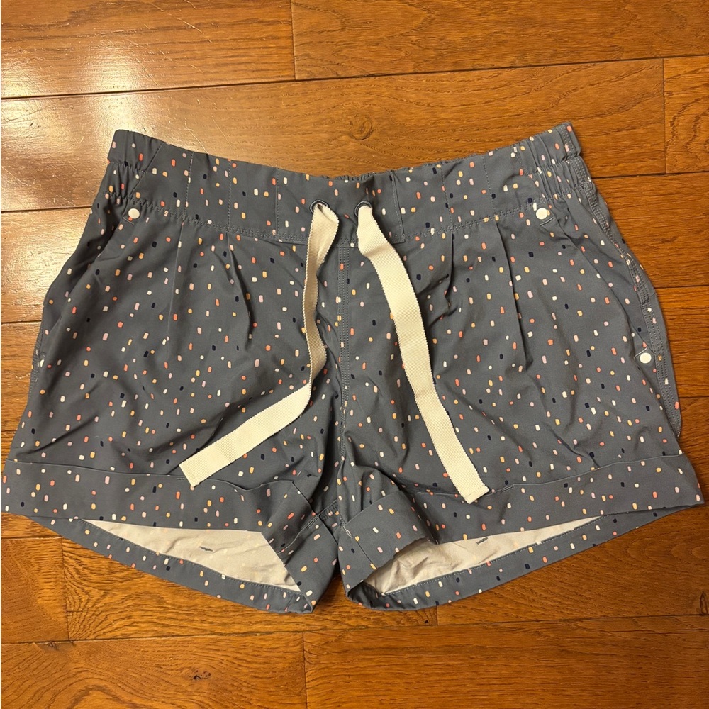 Lululemon Gray Spring Break Shorts with Pastel Accents
